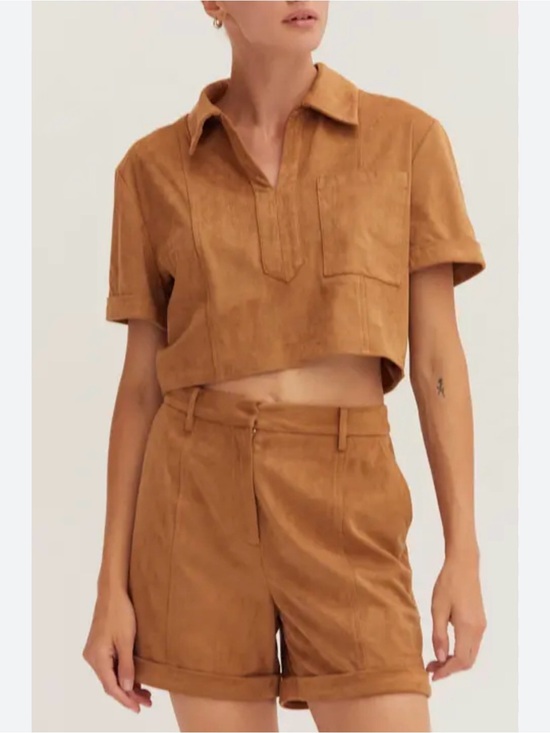 new in Pants - 0030 High Waist Suede-Look Shorts in Brown